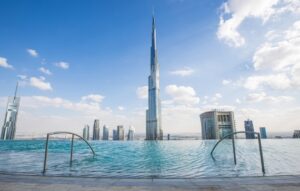 Ce La Vi – Rooftop Pool with Asian Dining